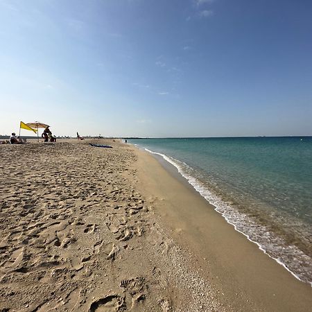 Holiday Home La Mer Dubai Eksteriør billede
